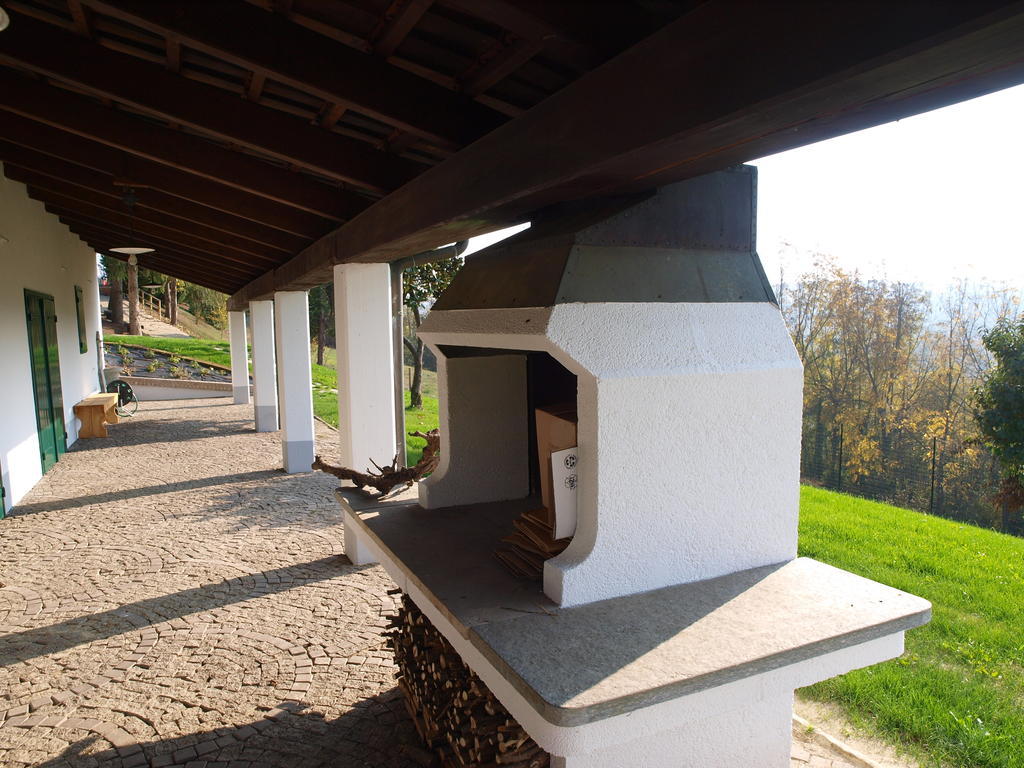 Agriturismo Sette Colli Ferrere Bagian luar foto